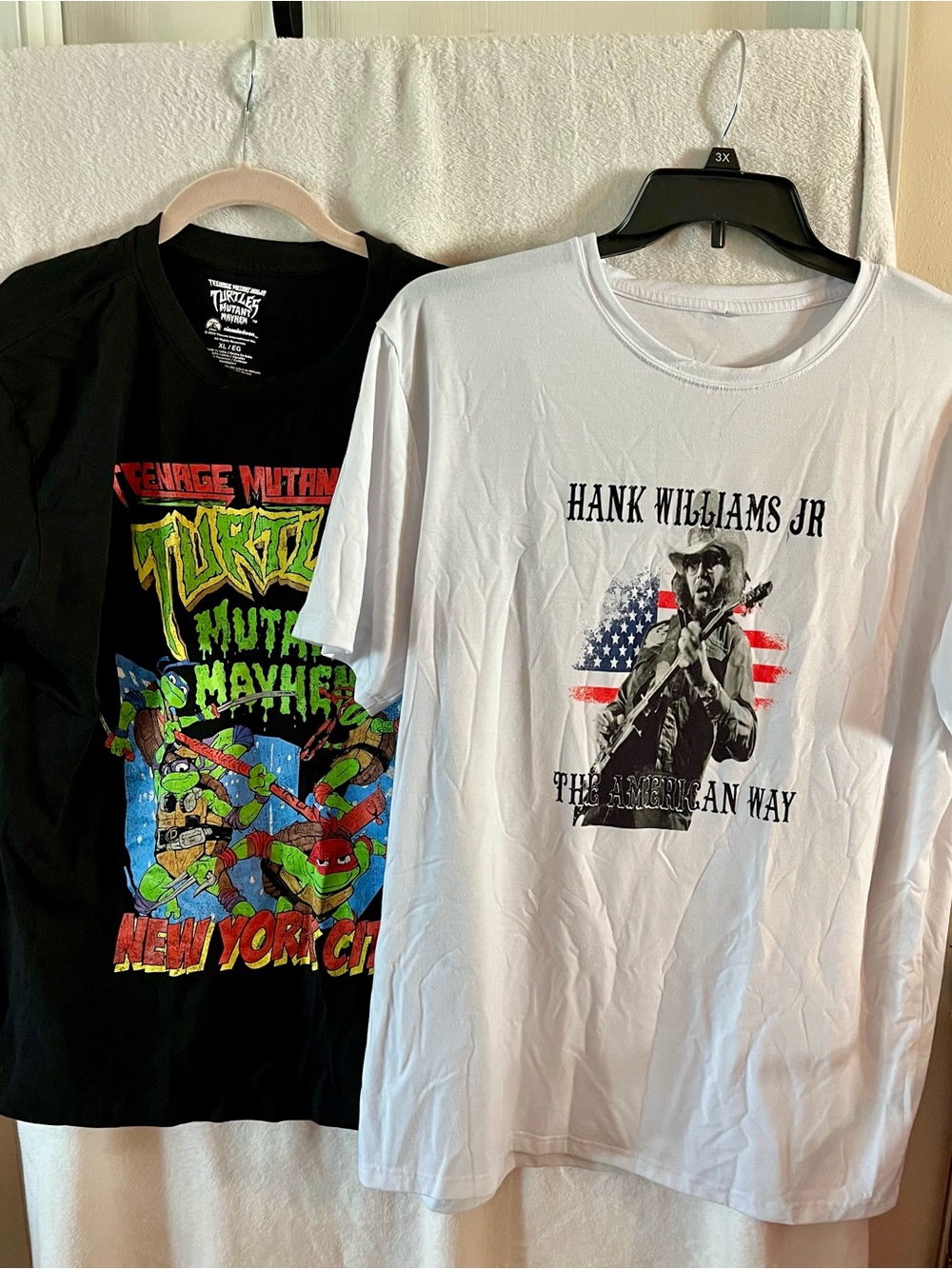Hank Williams Jr Shirt and TMNT Shirt set